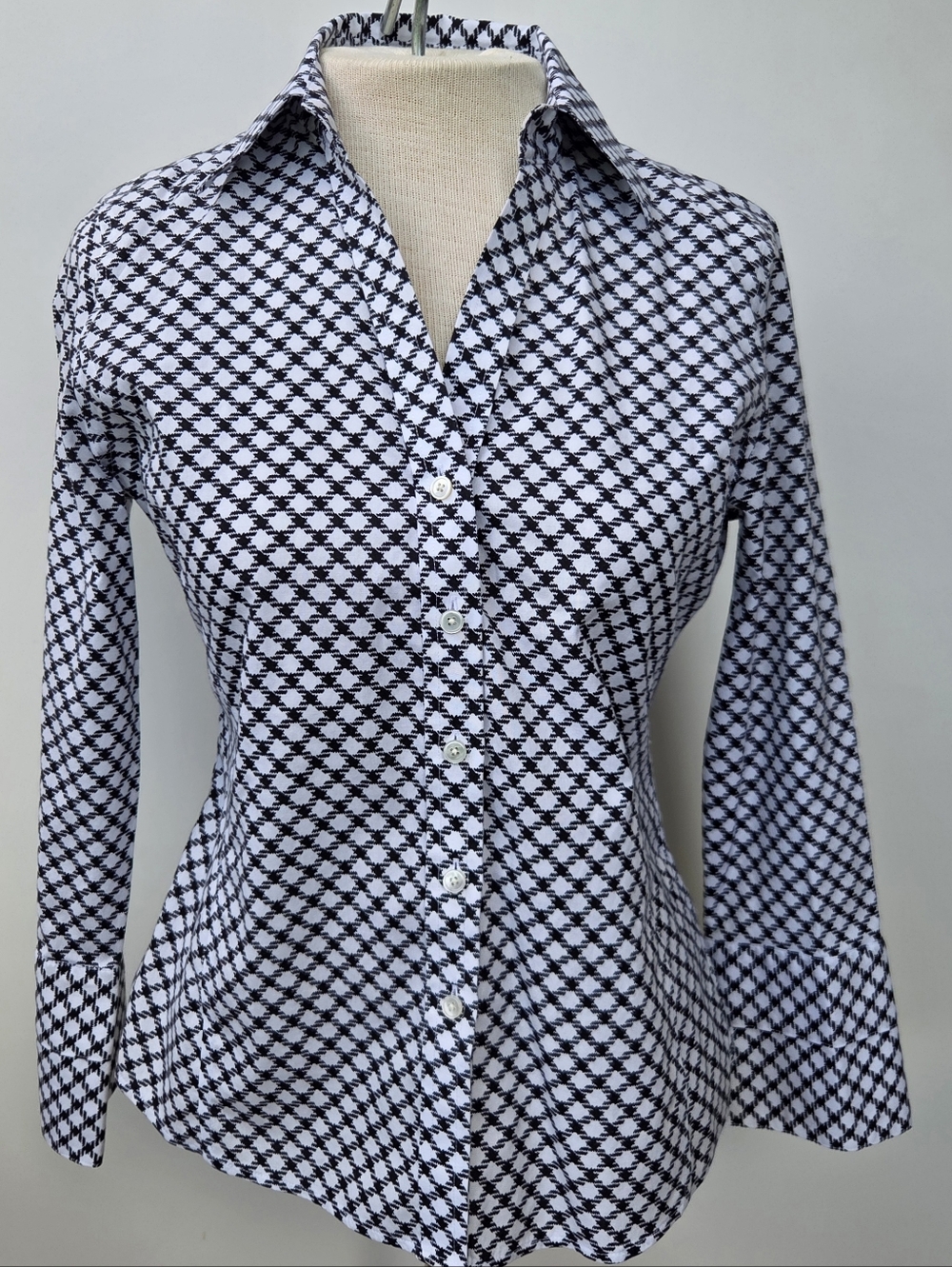 Talbots Haberdashery Petite Wrinkle Resistant Print Button Down Shirt Size-6P